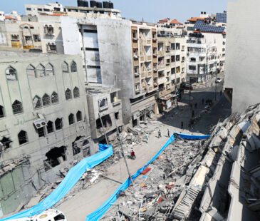 Collapsed buildings in the Middle East conflict